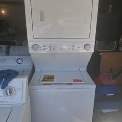 Stackable Washer And Gas Dryer