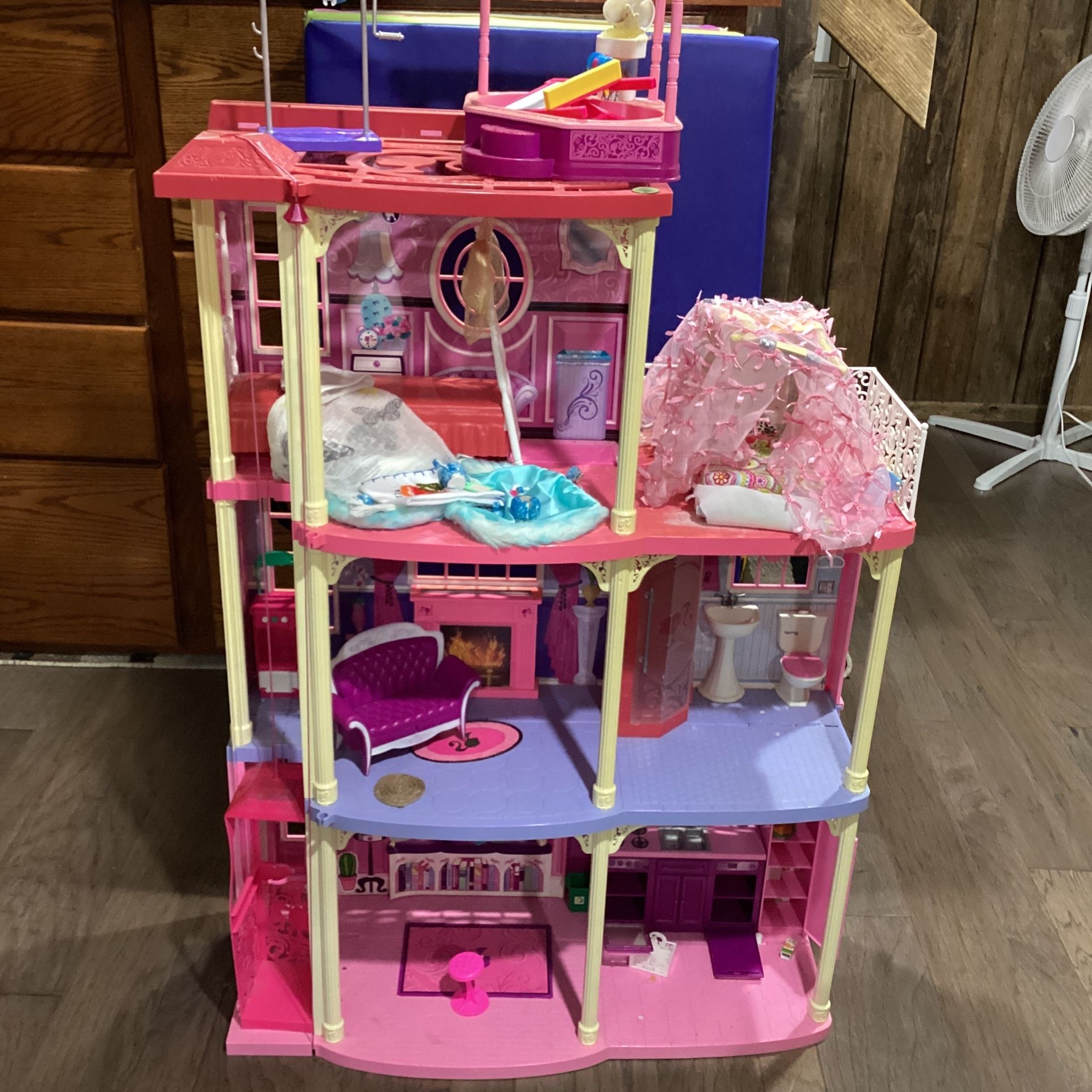 Doll House