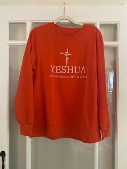 XL Paid around $55 asking $20. Brand new !  Yeshua King of Kings Graphic Sweatshirt