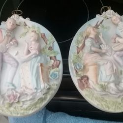 Ceramic wall plate figurines painted pretty colors