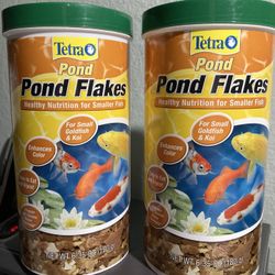 TetraPond Pond Flakes, Complete Nutrition for Smaller Pond Fish (2 Pack Bundle)