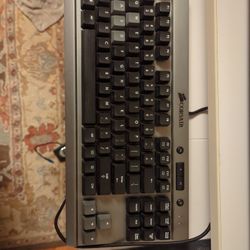 Corsair ten keyless mechanical keyboard