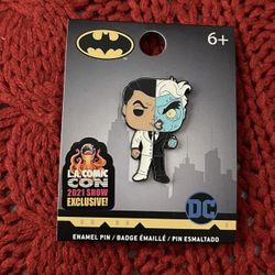 FUNKO POP! BATMAN THE ANIMATED SERIES TWO-FACE LACC 2021 EXCLUSIVE ENAMEL PIN 