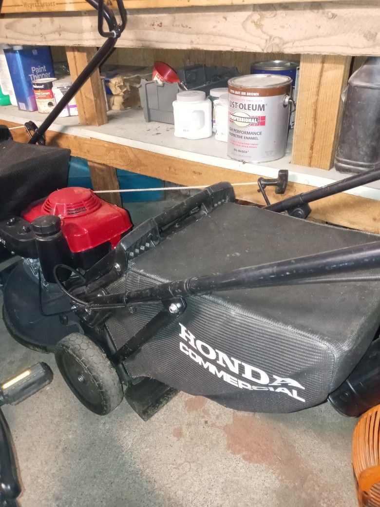 Commercial Honda lawnmower