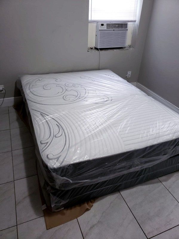 NEW QUEEN MATTRESS. Bed frame is not available. Take it home the same day π