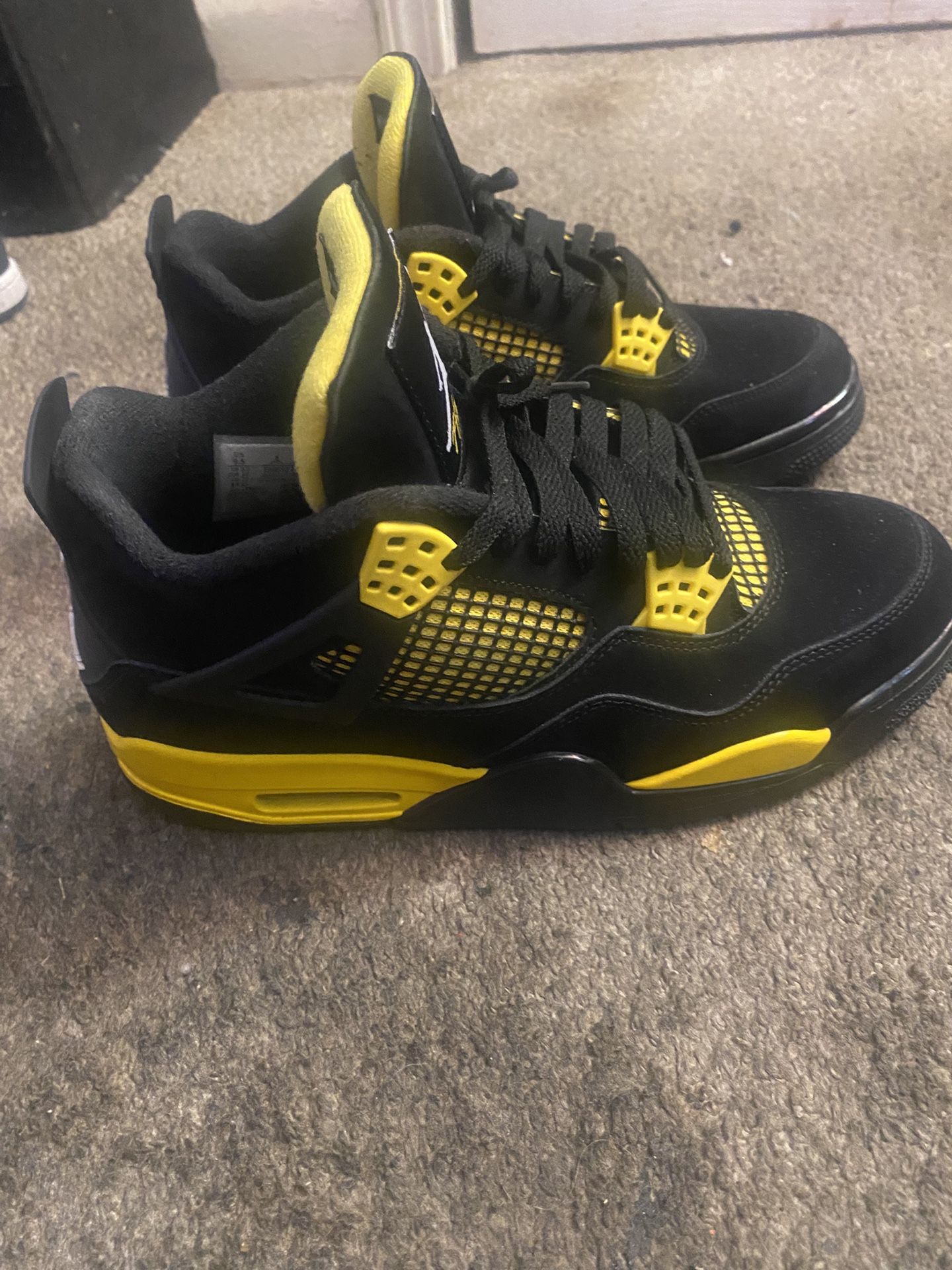 Jordan Thunder 4s