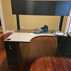 Office Desk. Free!!!