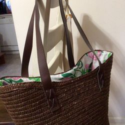 BROWN WOVEN STRAW RAFFIA  PULL-STRING FLORAL LINER TOTE BEACH BAG 