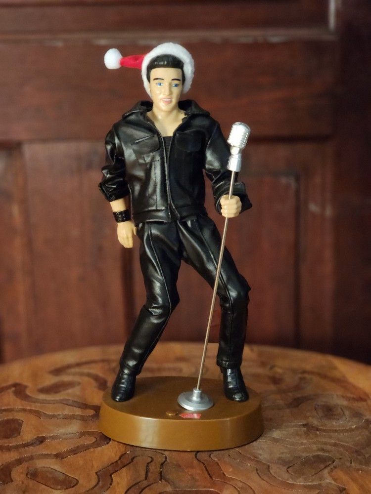 Singing Christmas Elvis 
