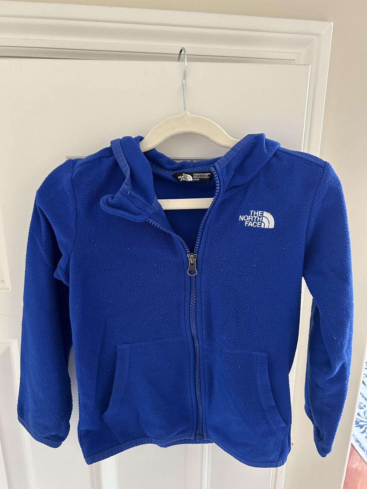 Boys 5T North Face Jacket With Hood