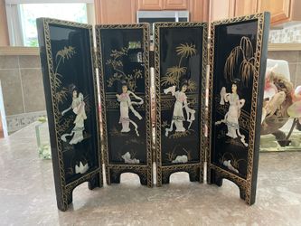 Mini Folding Vanity Display / Mini Divider