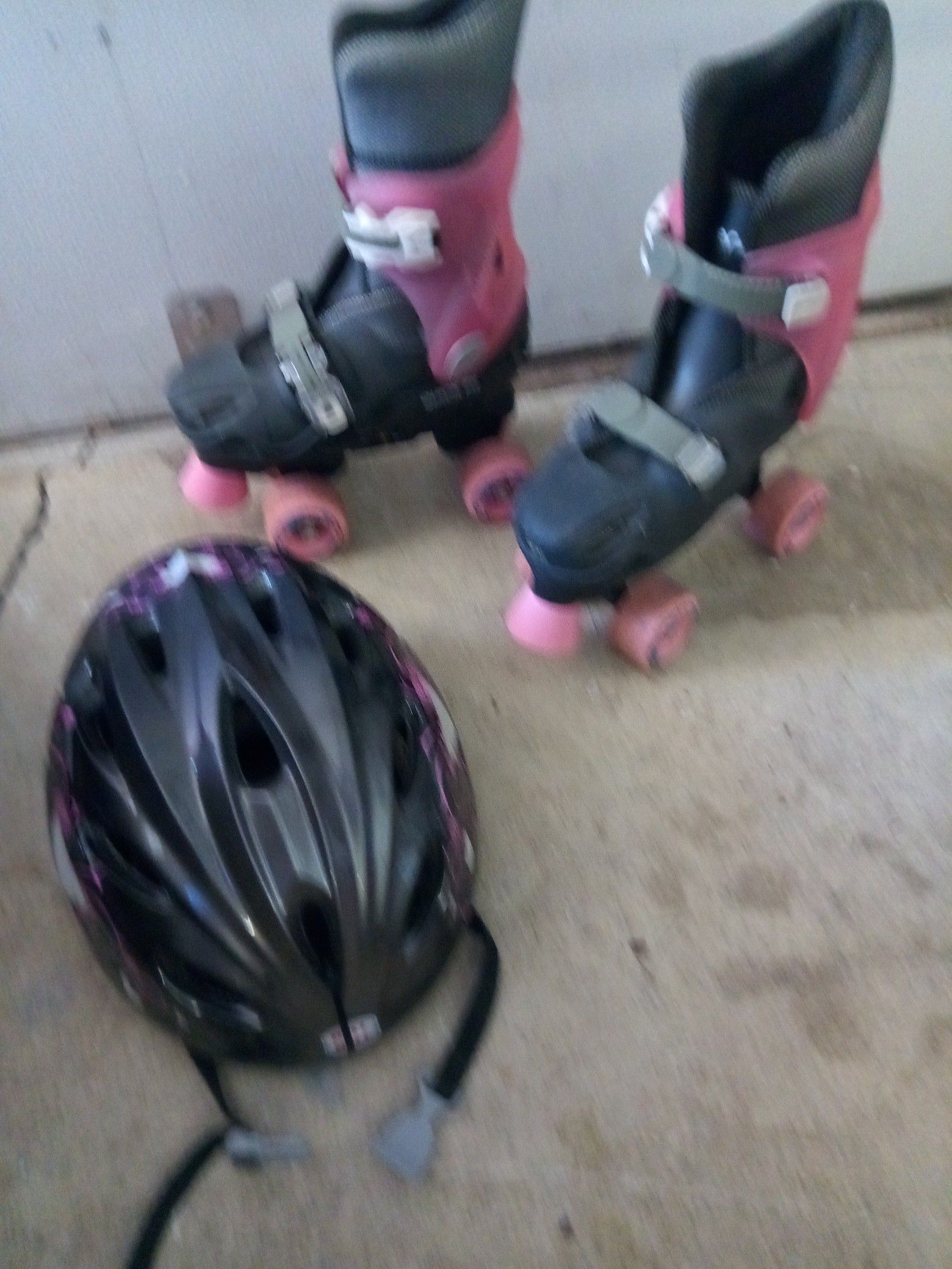 Child's Outside Skates & Helmet