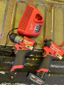 Seet De Taladros M12 Milwaukee