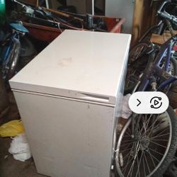 DEEP  FREEZER