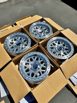 Brand New 17x8.5 KMC GRS “549” Machined Off-Road Wheels for 6x135 and 6x139 Trucks 0 Offset