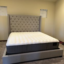 King Bed Set + Mattress Box Springs Stearn & Foster