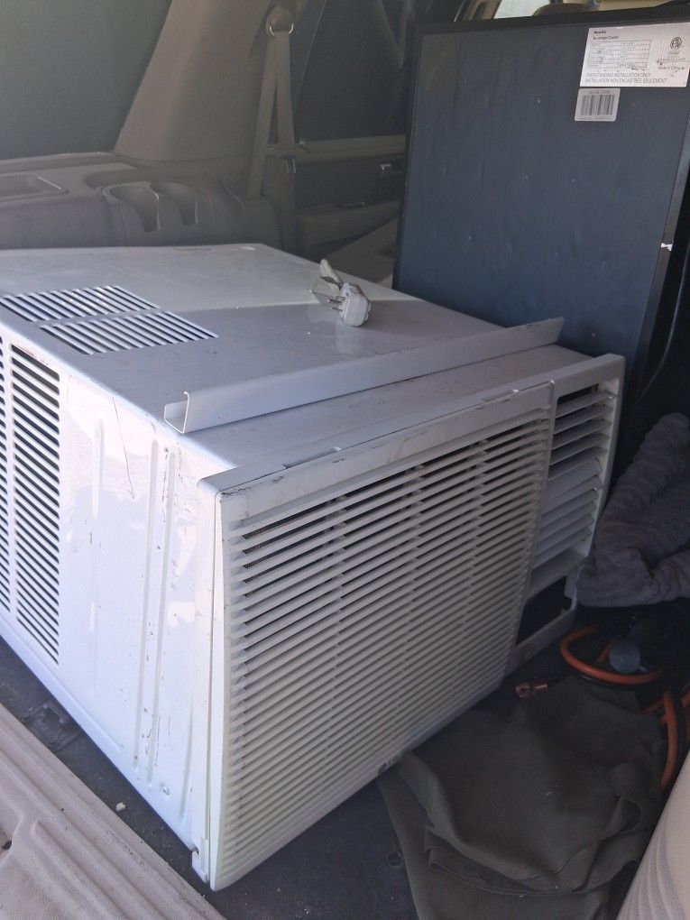 Window Ac Unit W0rks Great