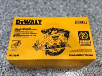 DEWALT 20V MAX Cordless 6.5 in. Sidewinder Style Circular Saw (Tool only) DCS391B