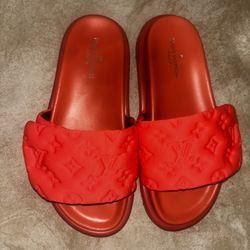 LV Pool Slide Size 7.5