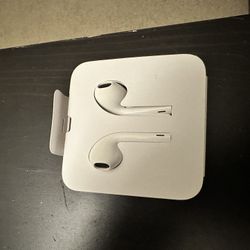 Apple EarPods 