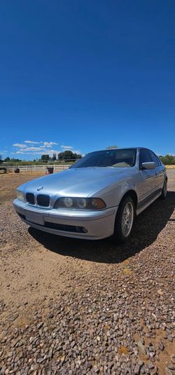 2003 bmw 5.30i