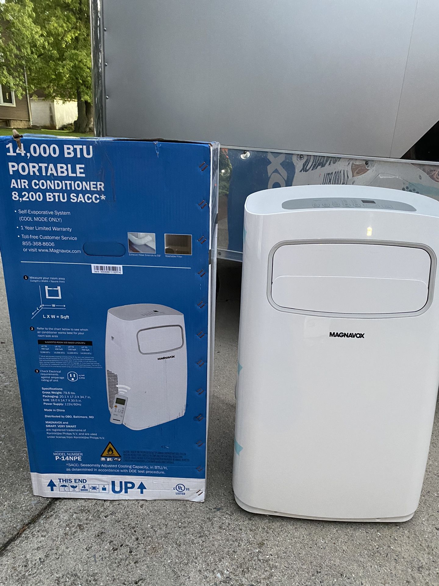 New Magnavox 14,000 BTU portable air conditioner