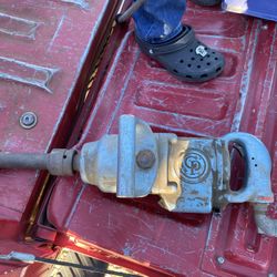 Chicago Pneumatic Impact Wrench