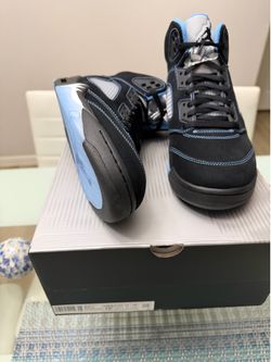 JORDAN 5 RETRO 'BLACK CAROLINA / UNC' 2026