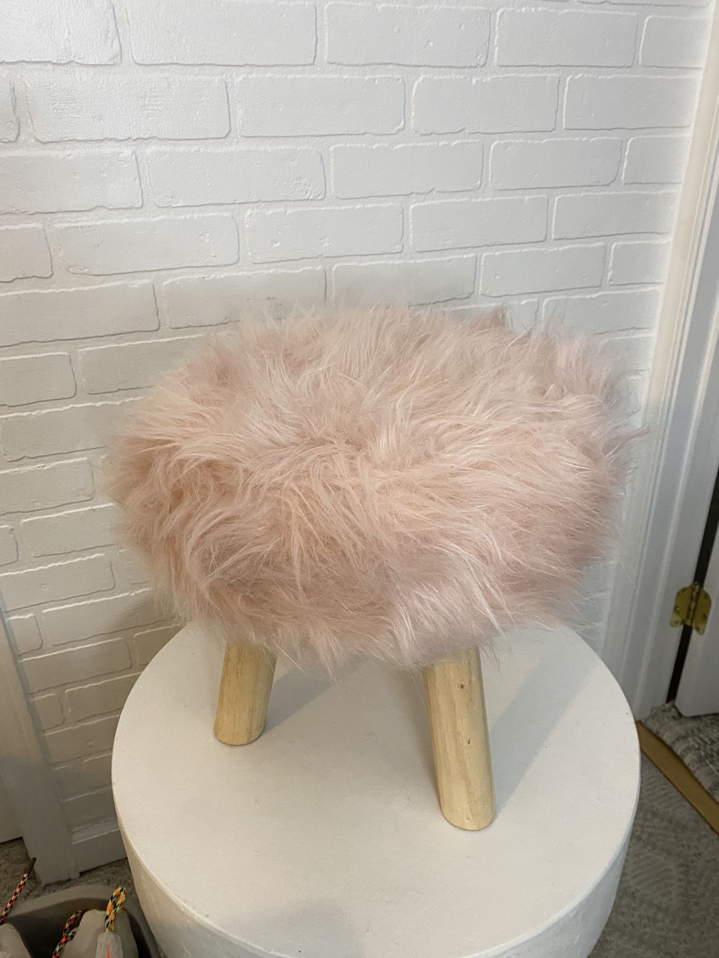 Cute Pink Fur Ottoman Foot Stool