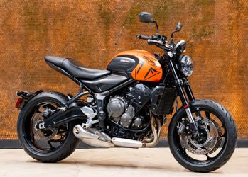 2023 TRIUMPH TRIDENT 