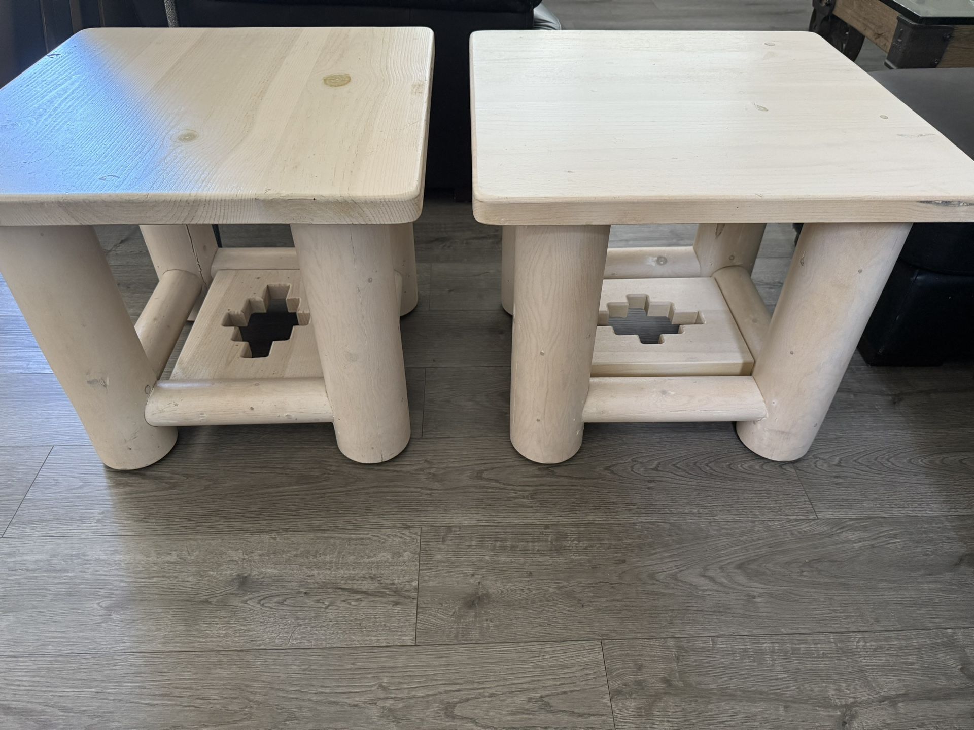 2 End Tables