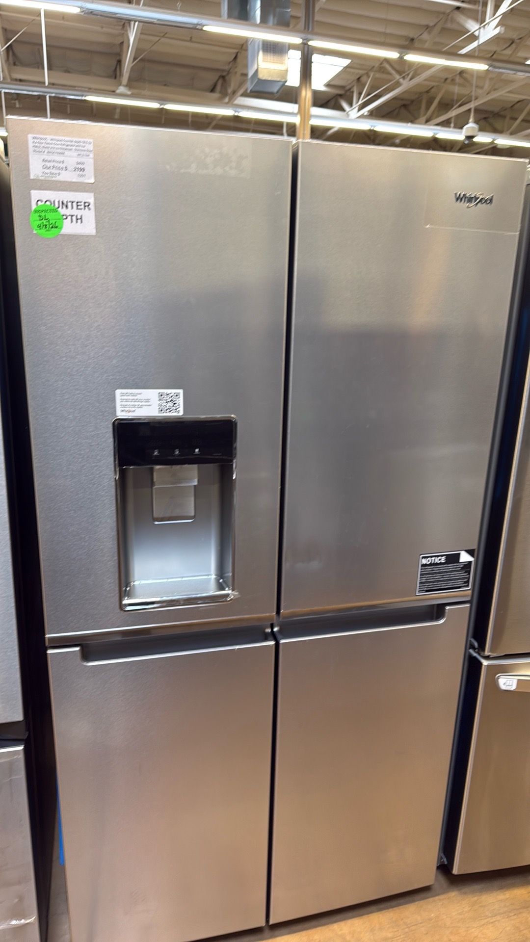 Whirlpool counter depth refrigerator 19.2 cu ft