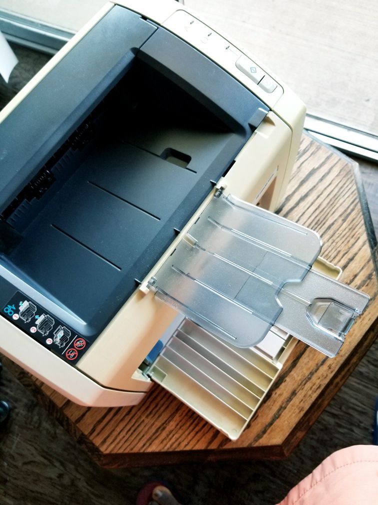 HP LASERJET 1022n Business Printer