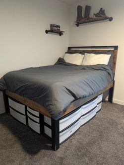 Lifted Bed Frame (Full Size)