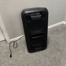 Sony GTK - XB7 speaker