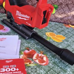 Milwaukee
M18 FUEL 18V Lithium-Ion Brushless Cordless Jig Saw (Tool-Only)