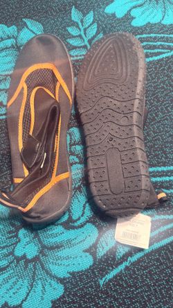 Water shoes