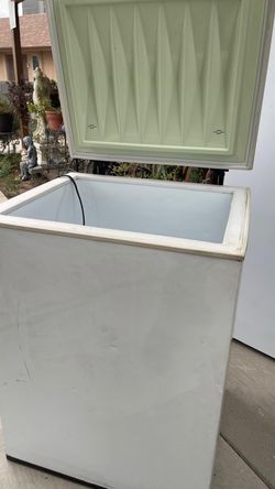 Frezzer work perfectly condition clean