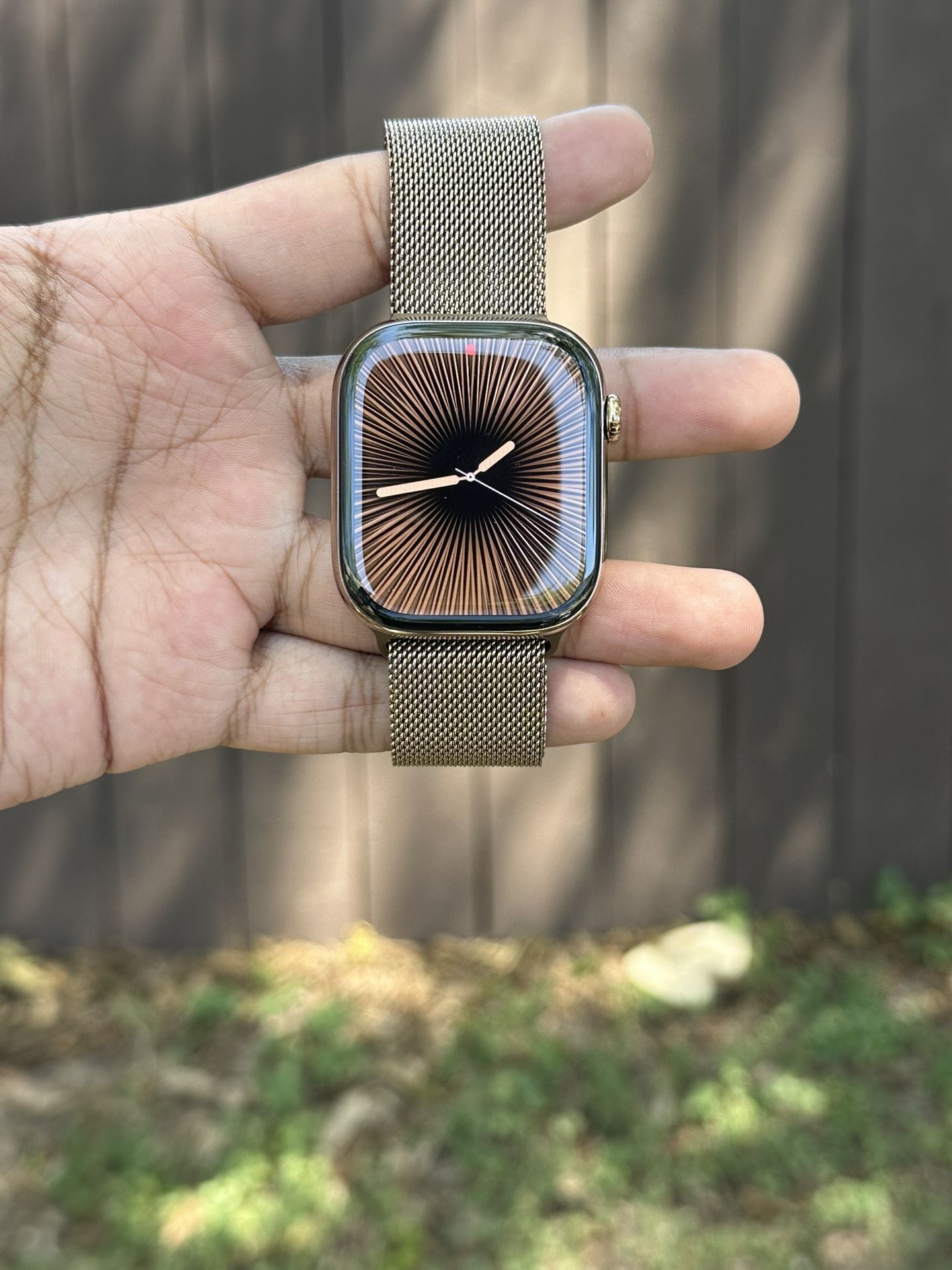 Apple Watch Series 10 Gold Titanium 46mm