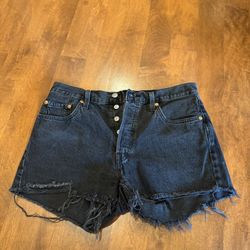 Women’s Levi’s 501 high-rise cutoff jean shorts shipping available