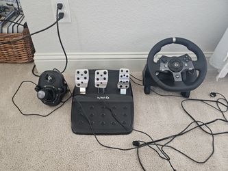 Logitech G920 Wheel Pedals And Shifter