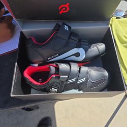 Piloting Cycling Shoes