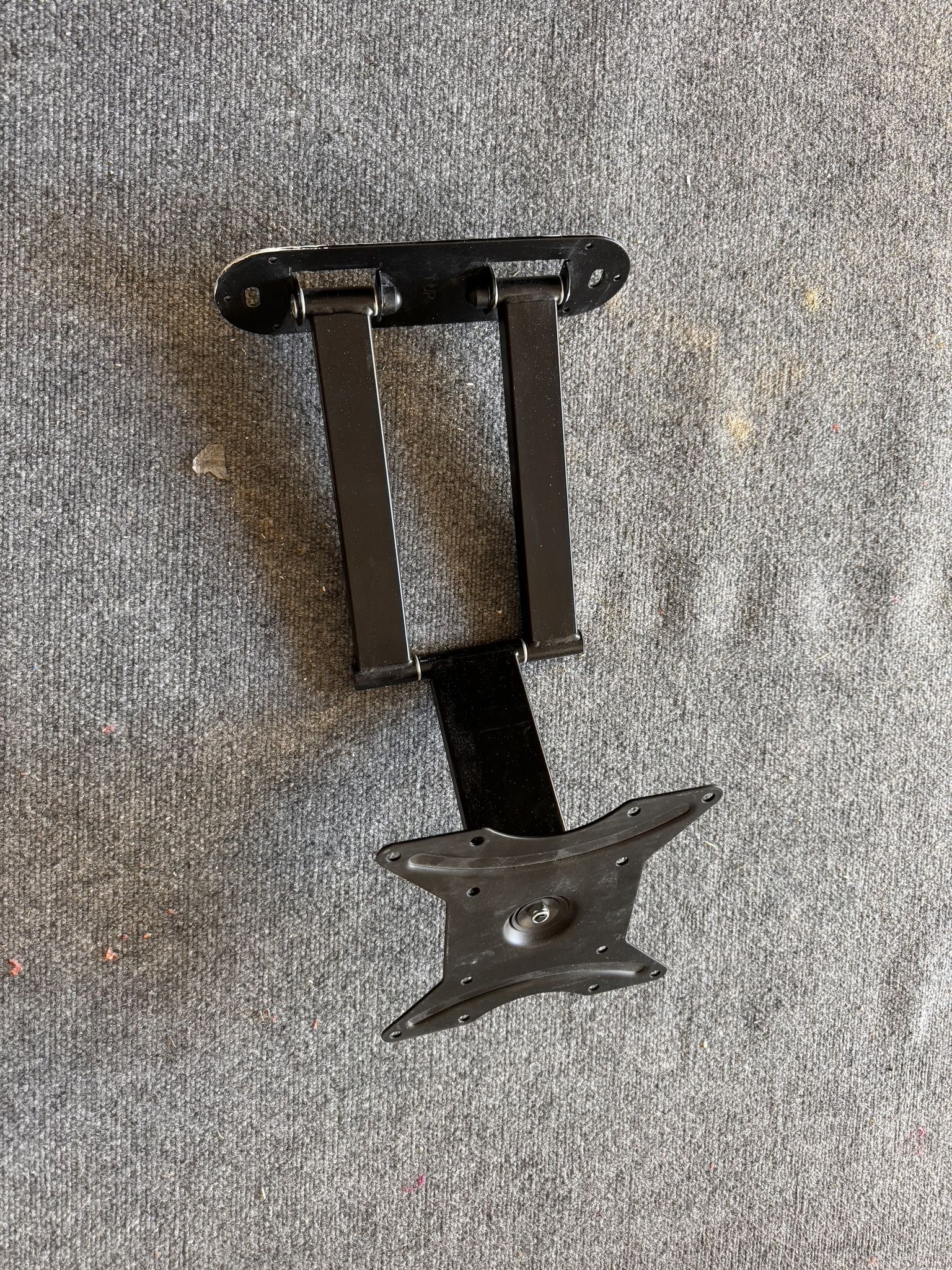 Universal Mount For Up To 50 Inch TV