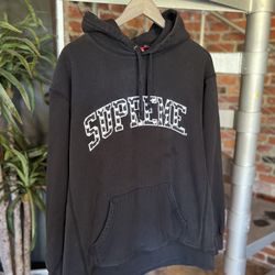 Supreme Hearts Arc Logo Hoodie Size XL