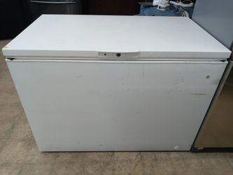GE white chest freezer - Free delivery