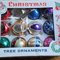 Vintage Christmas Tree Ornaments Indents And Rounds, Poland In Original Box