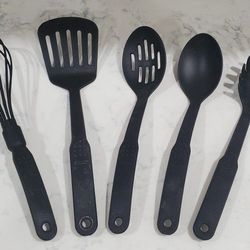 Set of 5 Prestige Nylon cooking utensils Heat resistant Black