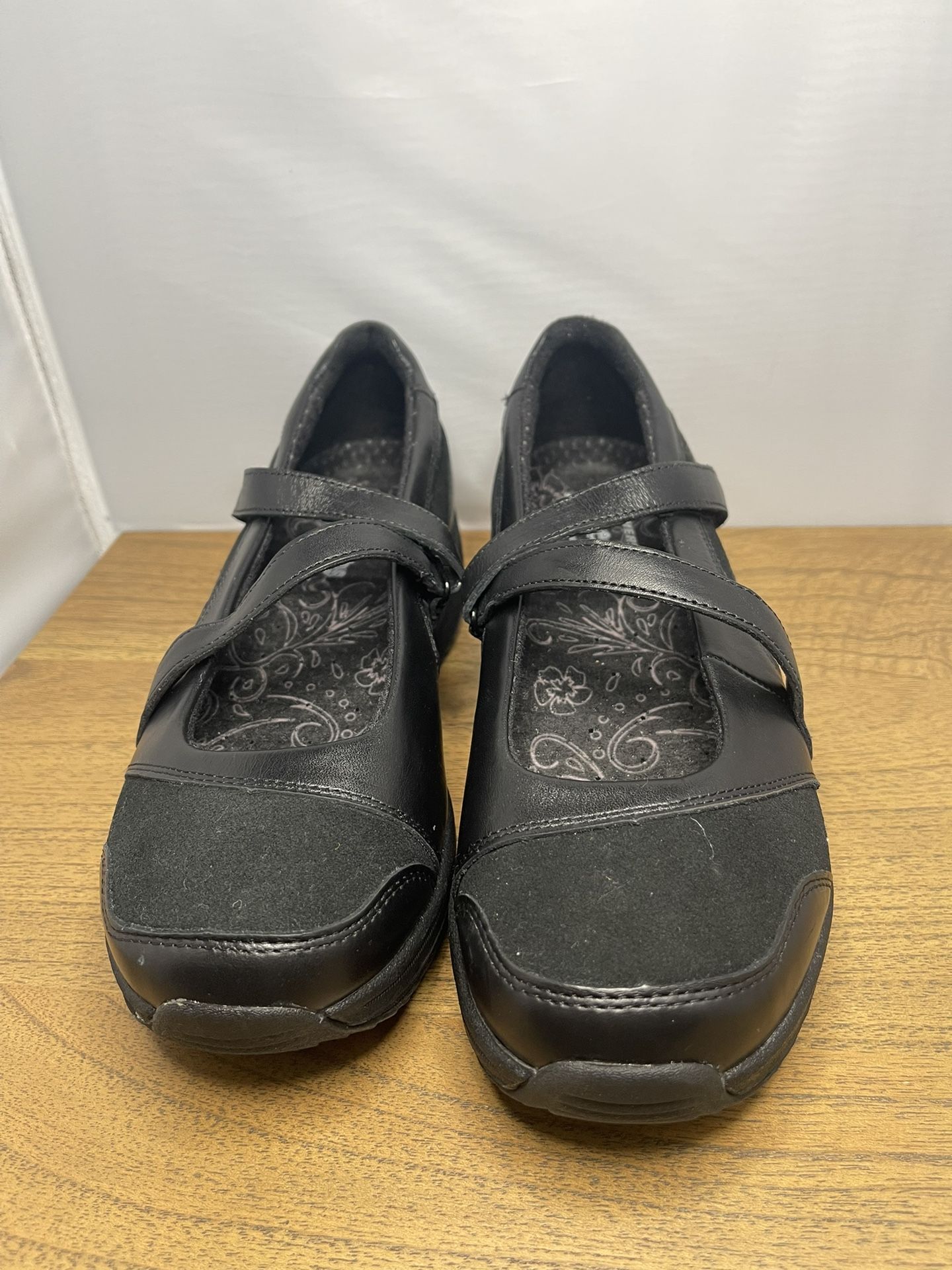 negro imitar Predecir Skechers Shape-Up XW Hyperactive Black Sneaker for Sale in Las Vegas, NV -  OfferUp