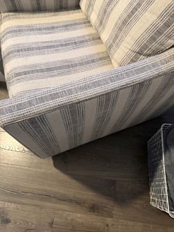 Lazy boy chair