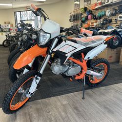 Venom Thunder 125cc Dirt Bike 